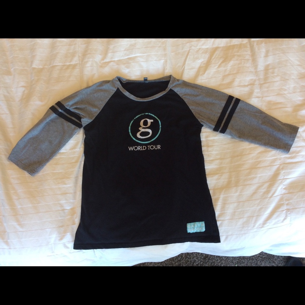Garth Brooks female 3/4 sleeve tour shirt